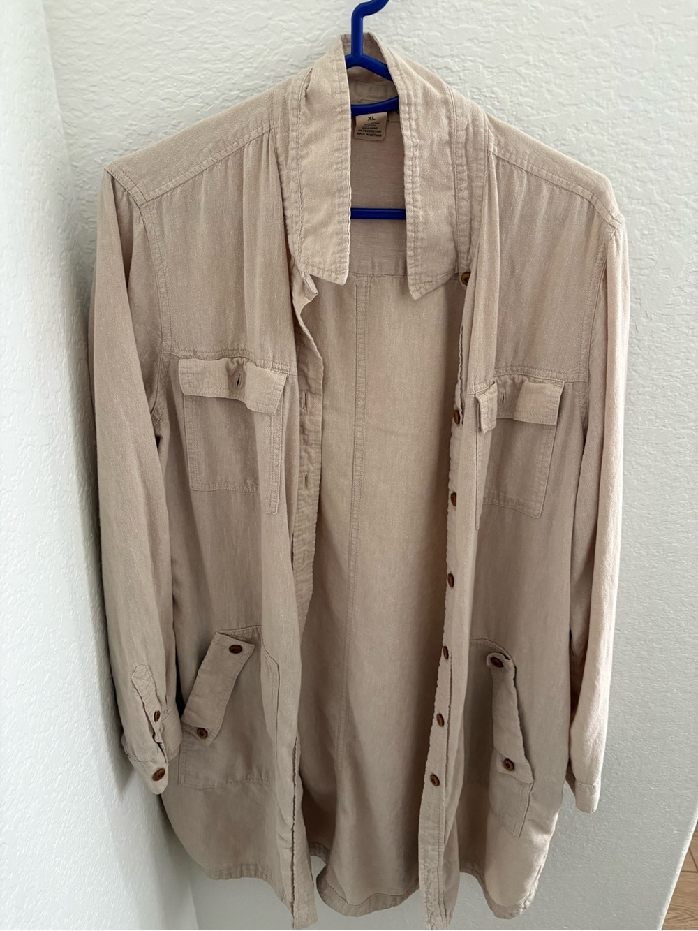 Beige womens Lightweight long sleeved shacket